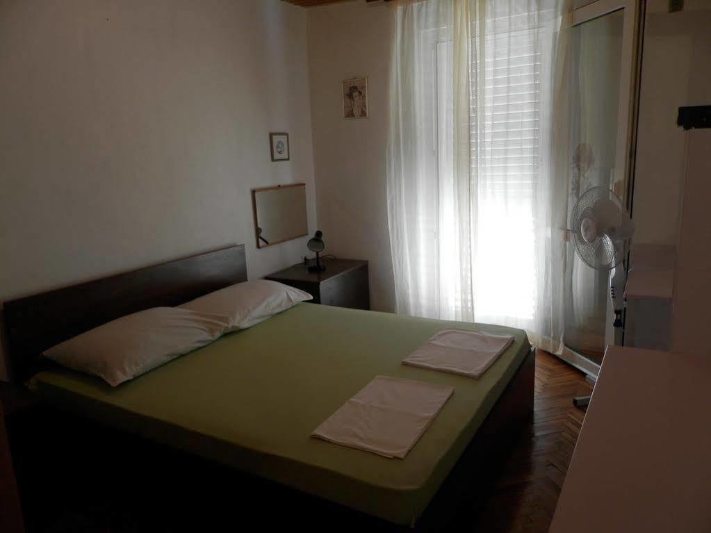 Guest House Bradas Dubrovnik Eksteriør billede